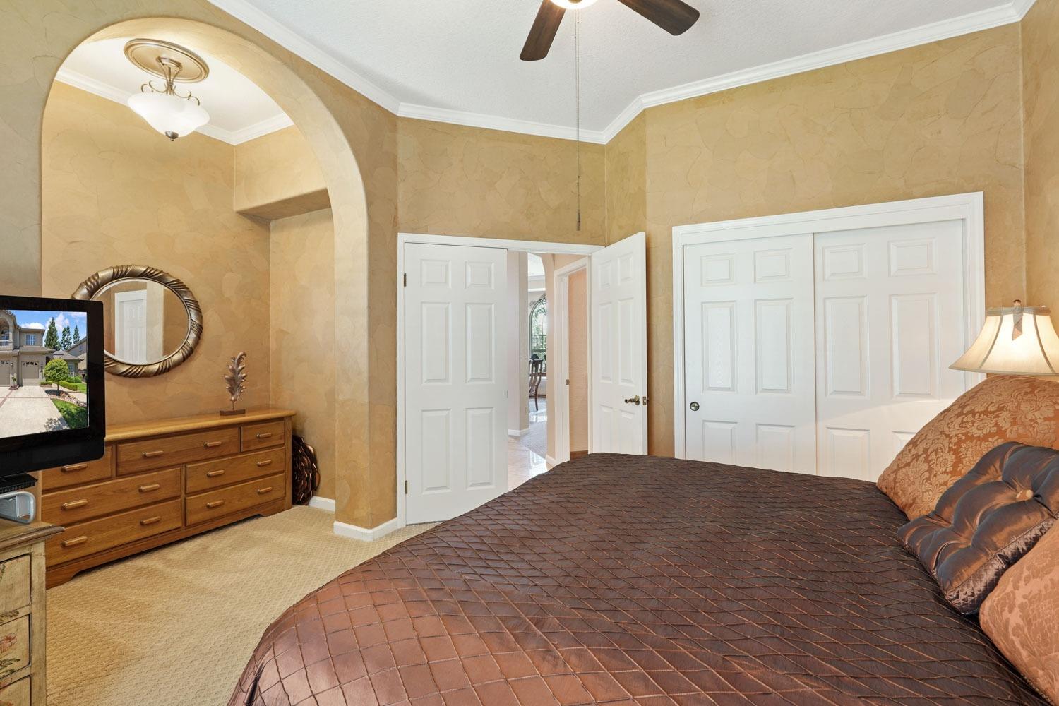 Detail Gallery Image 15 of 74 For 3441 Gleneagles Dr, Stockton,  CA 95219 - 4 Beds | 3/1 Baths