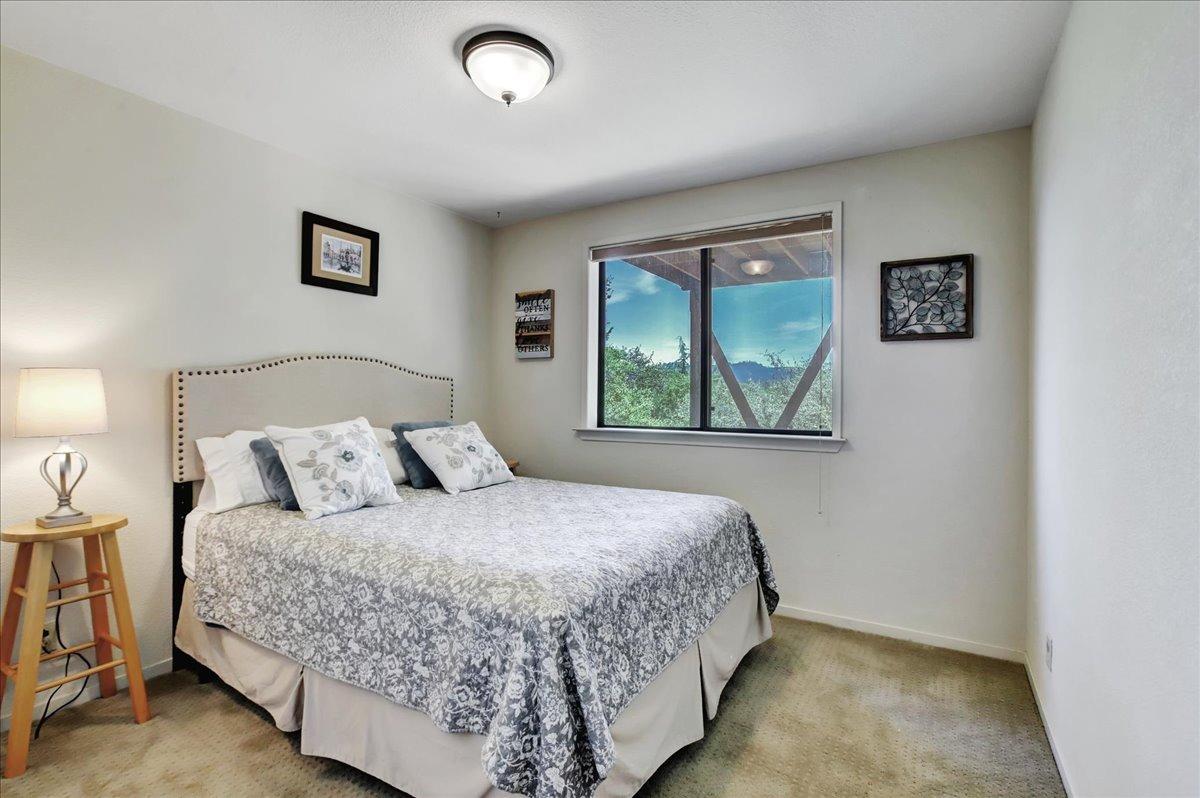 Detail Gallery Image 31 of 48 For 11877 Kingbird Ct, Penn Valley,  CA 95946 - 5 Beds | 2/1 Baths