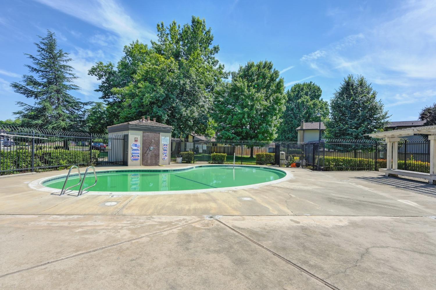 Bridlewood Drive, Rancho Cordova, California image 37