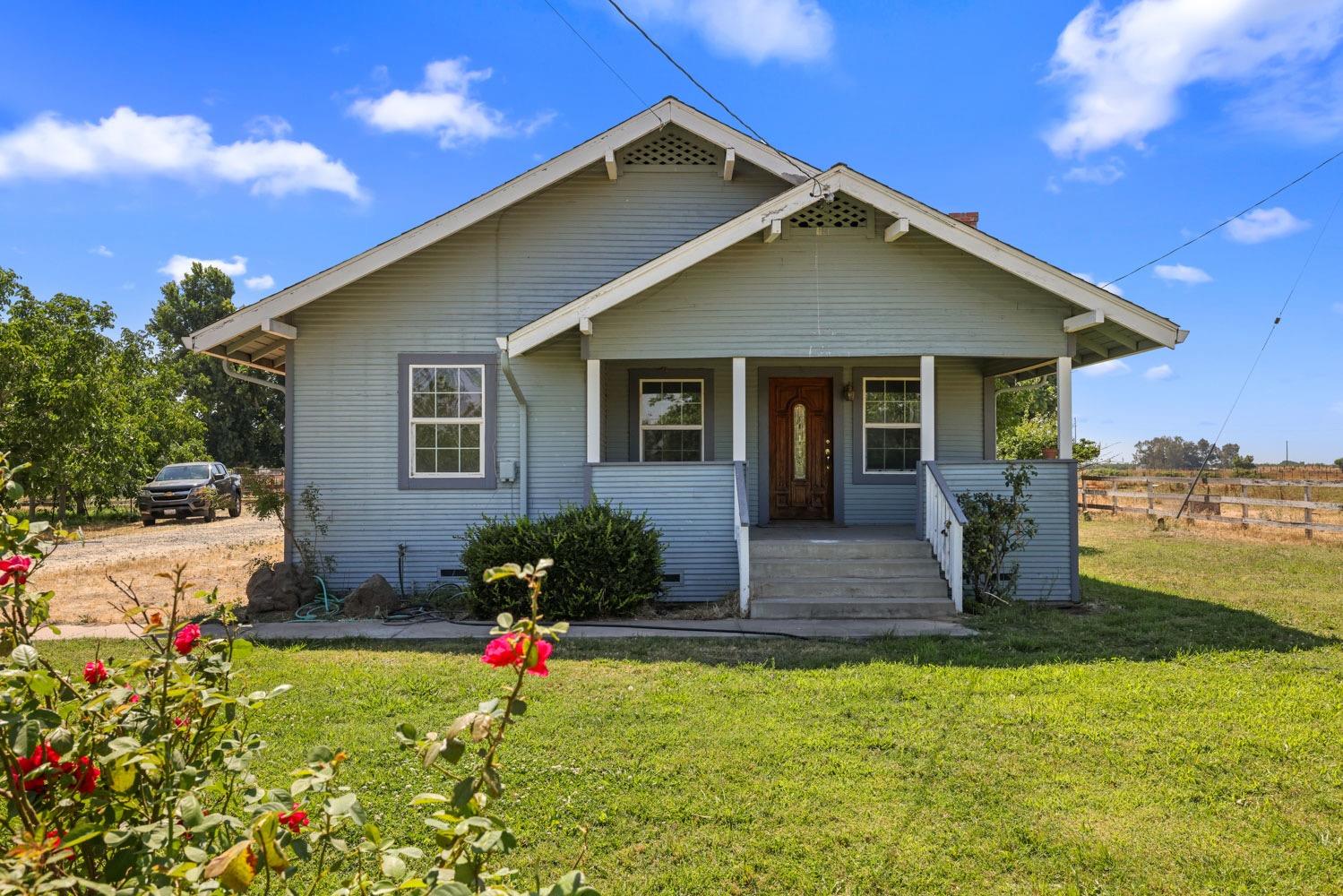 Detail Gallery Image 1 of 52 For 11643 Sawyer Ave, Oakdale,  CA 95361 - 3 Beds | 1 Baths