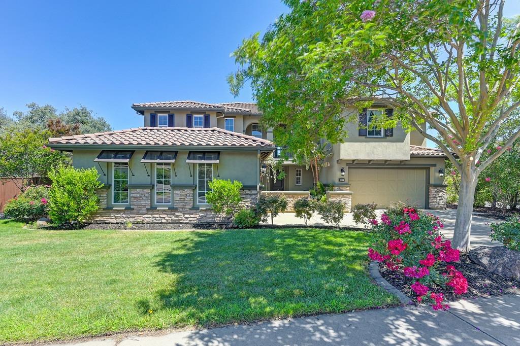 Detail Gallery Image 3 of 36 For 3327 Bordeaux Dr, El Dorado Hills,  CA 95762 - 5 Beds | 3/1 Baths