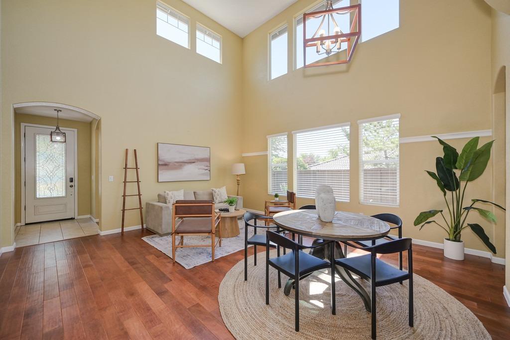 Detail Gallery Image 11 of 73 For 3668 Archetto Dr, El Dorado Hills,  CA 95762 - 4 Beds | 4 Baths