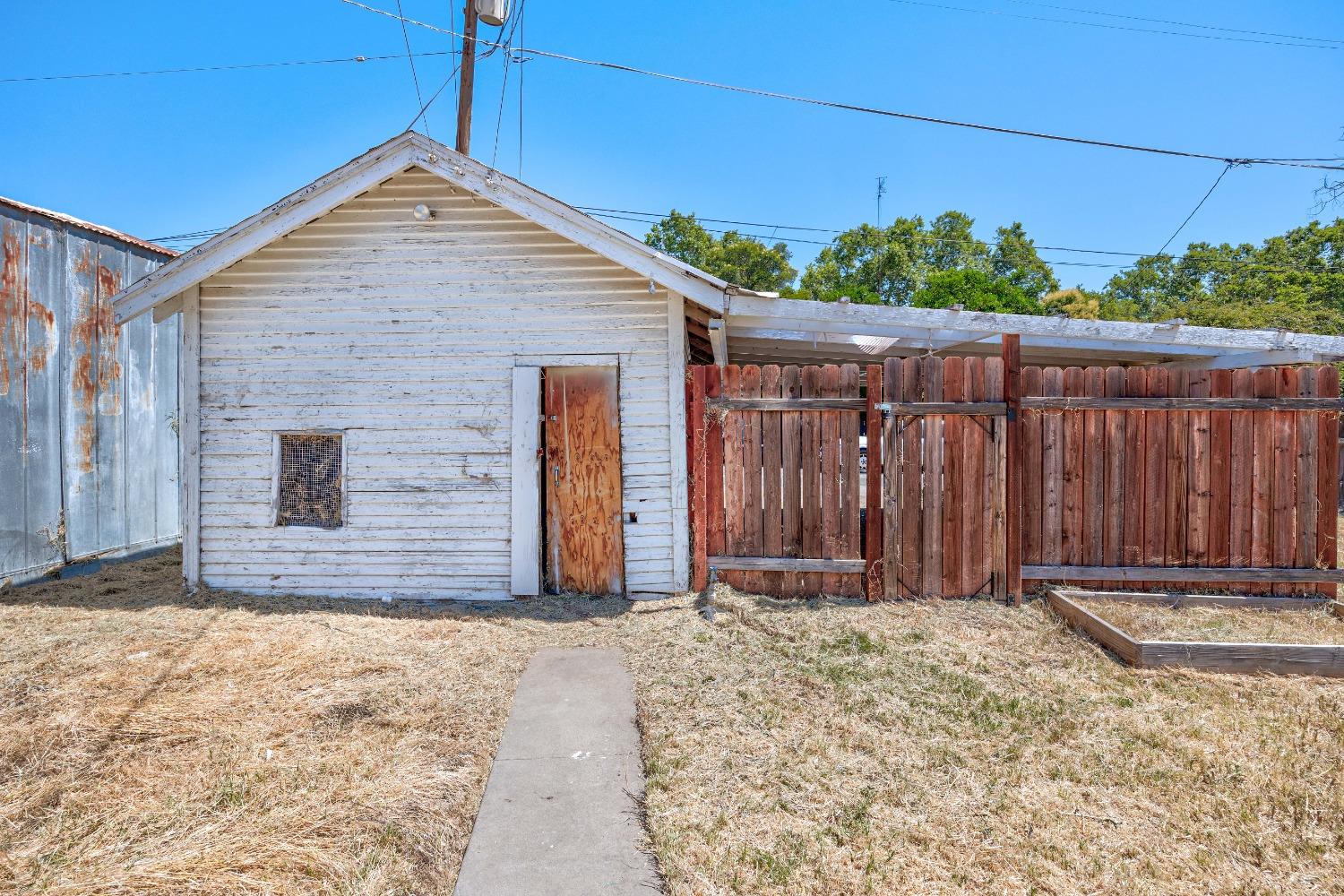 Detail Gallery Image 9 of 47 For 1051 W 20th St, Merced,  CA 95340 - 2 Beds | 1 Baths