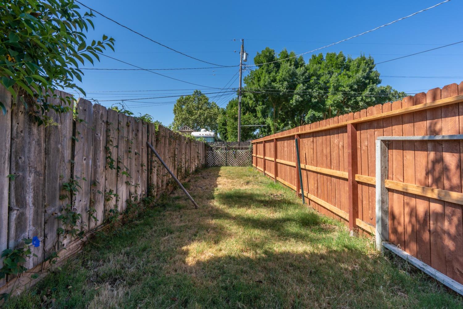 Detail Gallery Image 31 of 36 For 812 W 23rd St, Merced,  CA 95340 - 2 Beds | 1/1 Baths