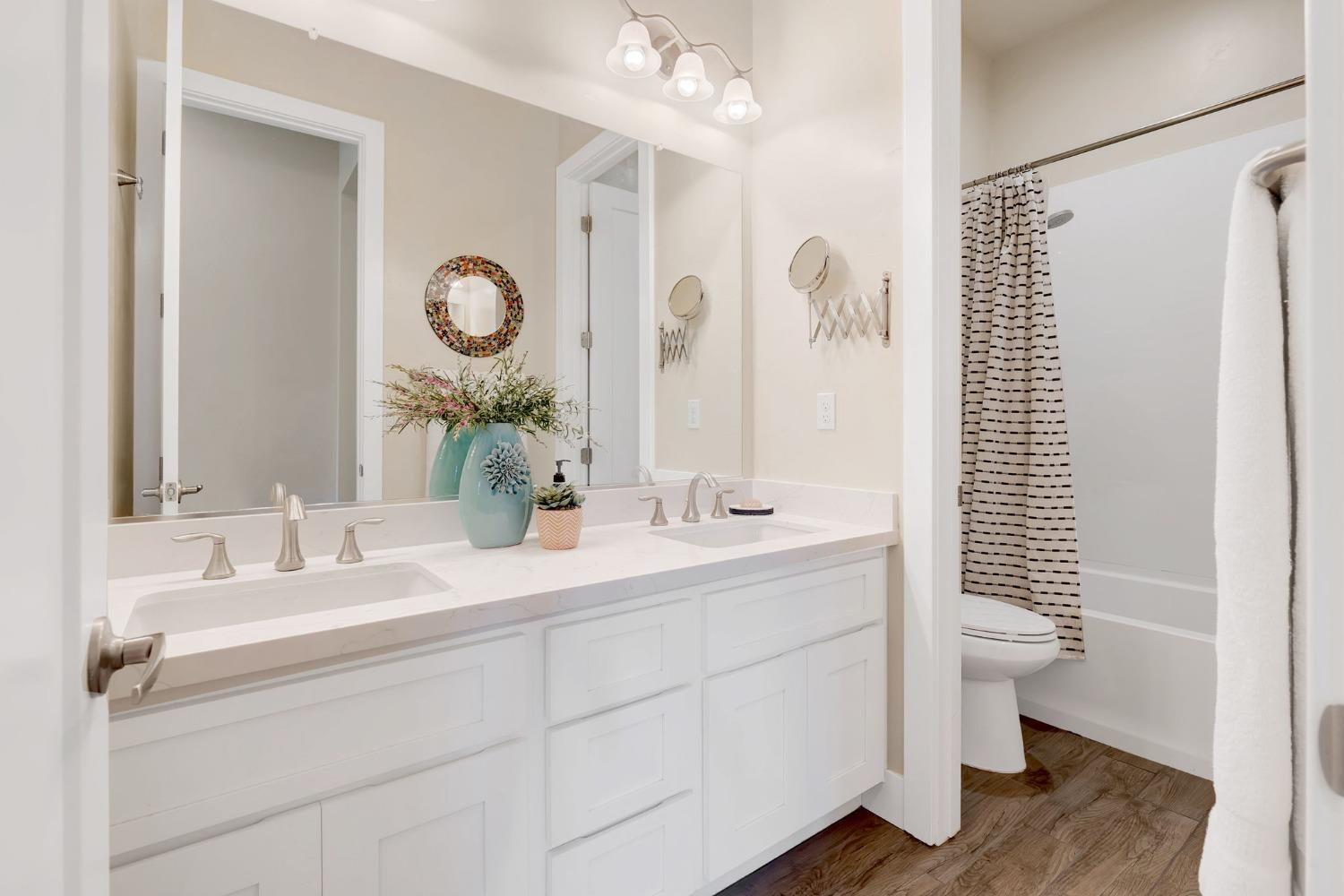 Detail Gallery Image 21 of 29 For 14953 Retreats Trail Ct, Rancho Murieta,  CA 95683 - 3 Beds | 2/1 Baths