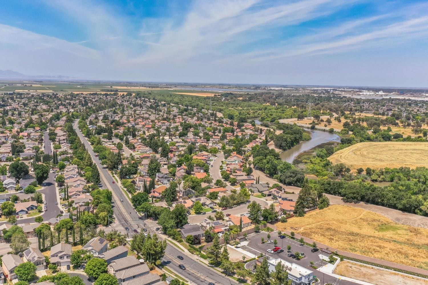 Detail Gallery Image 15 of 16 For 4150 Blake Cir, Stockton,  CA 95206 - 3 Beds | 2 Baths