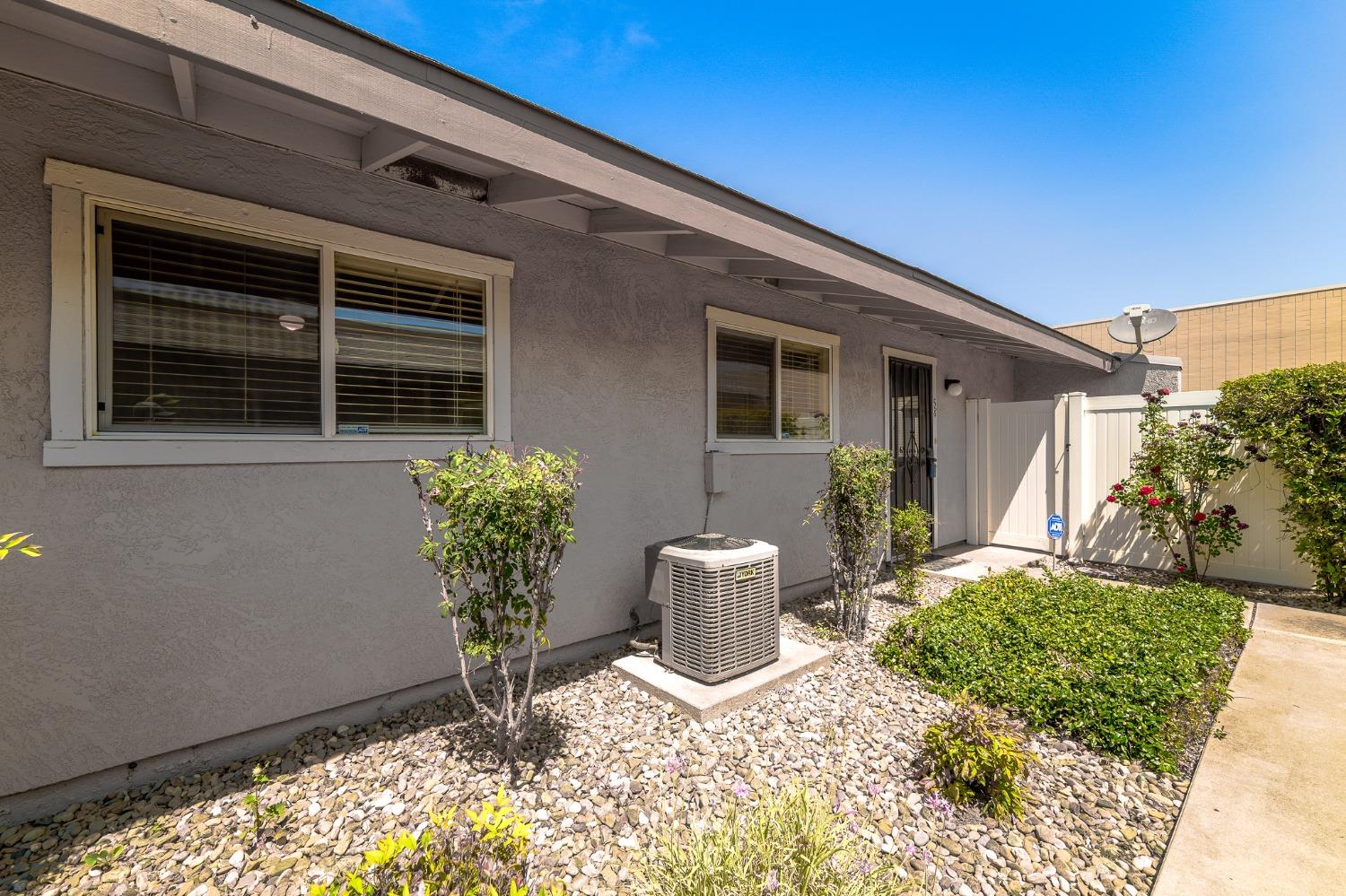 Detail Gallery Image 1 of 1 For 3316 Sherwood Ave #58,  Modesto,  CA 95350 - 2 Beds | 1 Baths