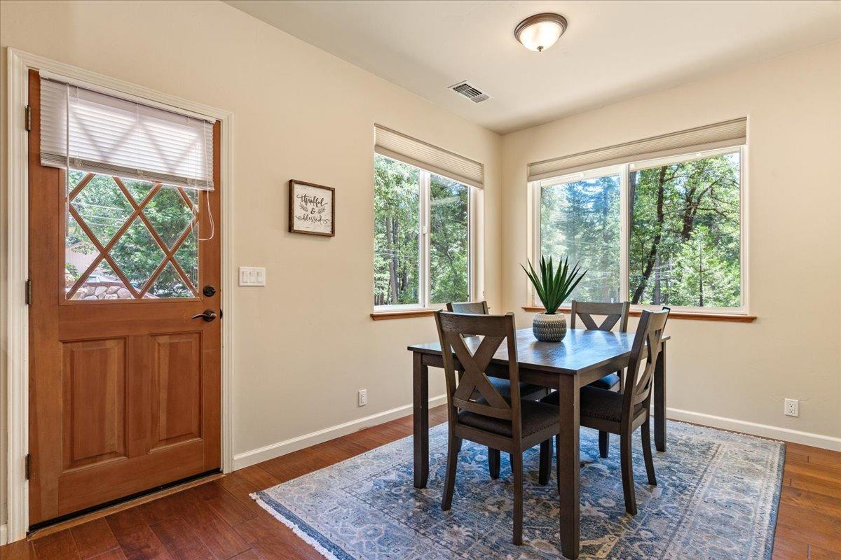 Detail Gallery Image 14 of 48 For 12122 Crystal Wells, Nevada City,  CA 95959 - 3 Beds | 3 Baths