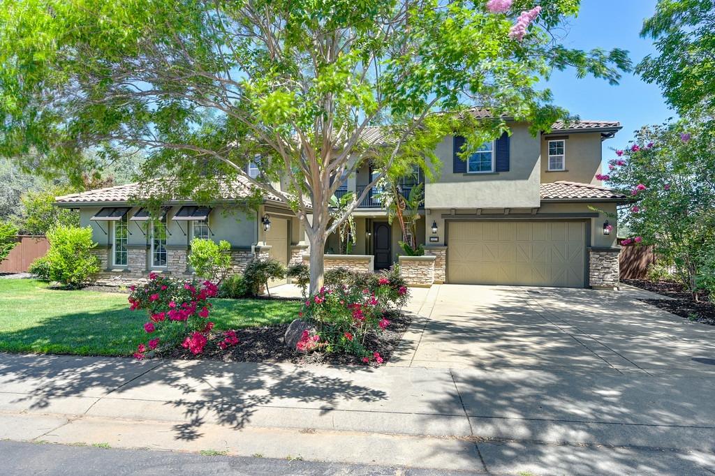 Detail Gallery Image 2 of 36 For 3327 Bordeaux Dr, El Dorado Hills,  CA 95762 - 5 Beds | 3/1 Baths