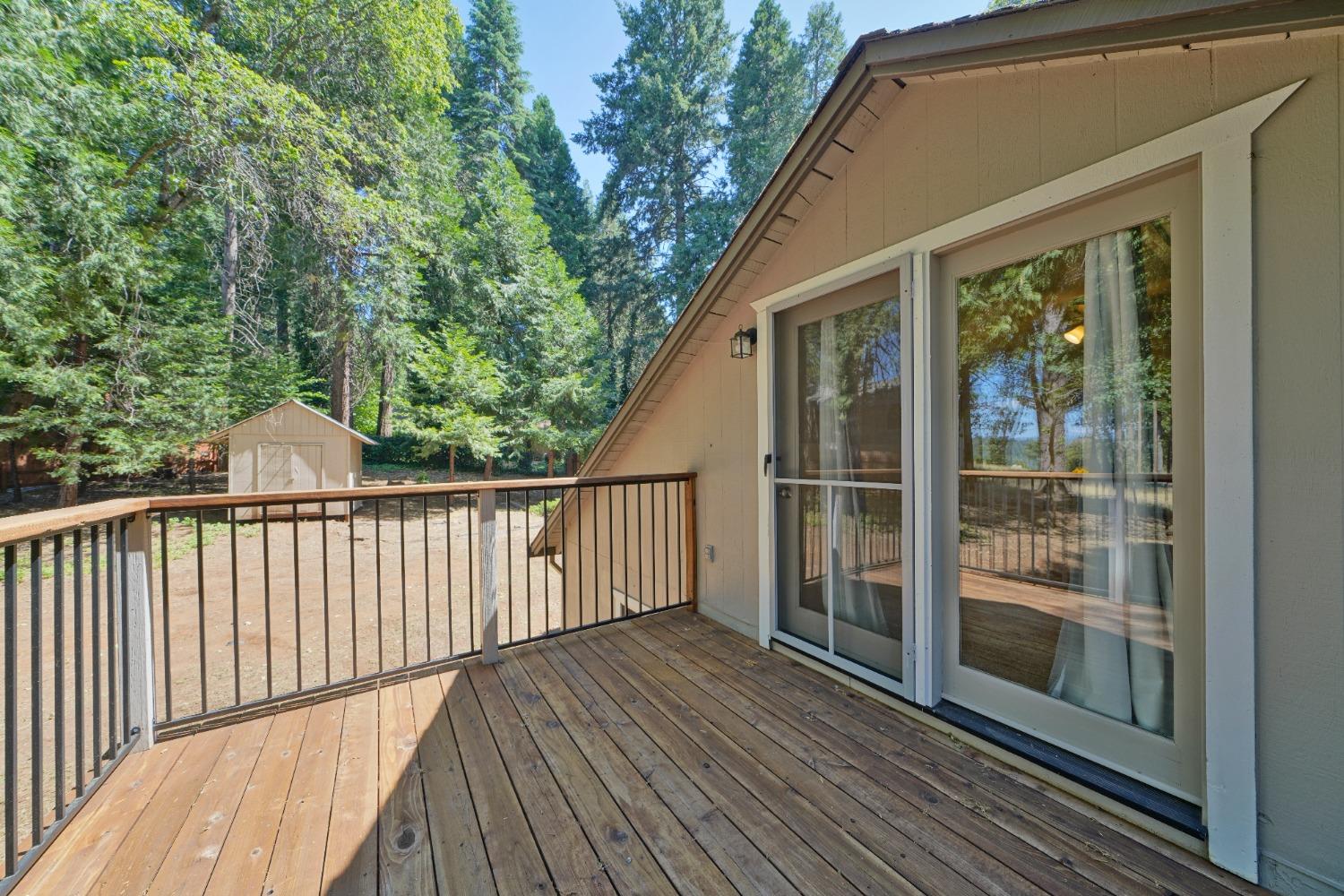 Detail Gallery Image 35 of 62 For 5670 Eastwood Ln, Pollock Pines,  CA 95726 - 4 Beds | 1/1 Baths