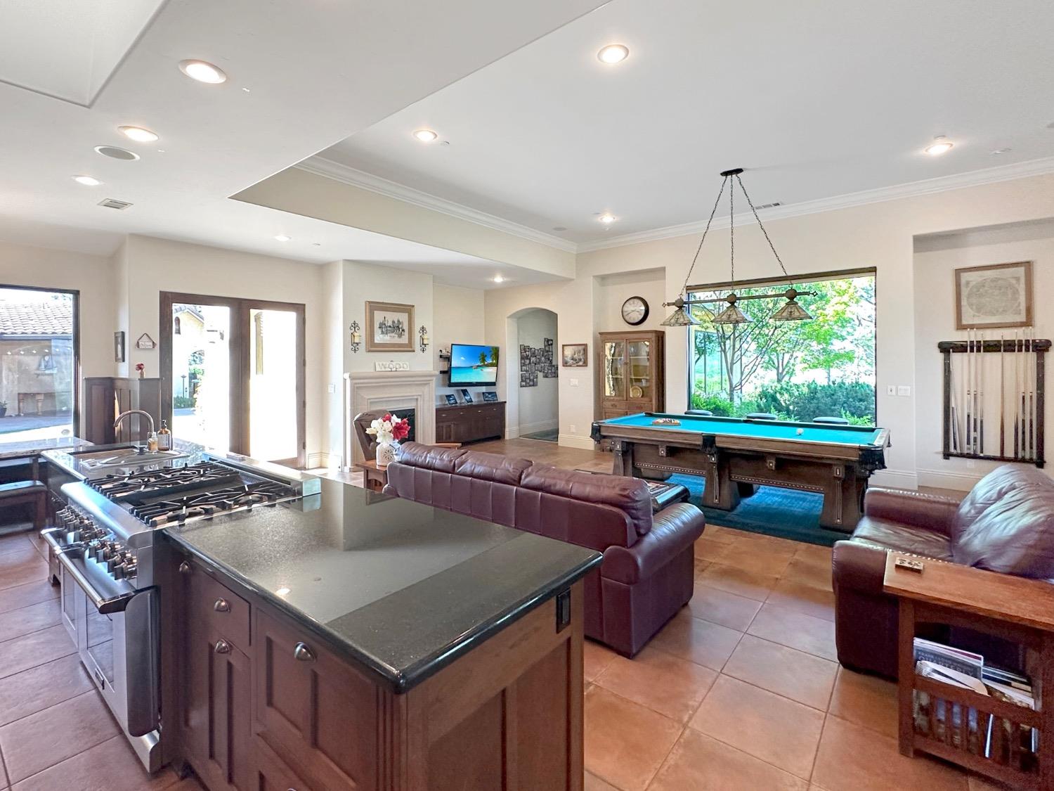 Detail Gallery Image 9 of 63 For 21859 Angeli Pl, Grass Valley,  CA 95949 - 4 Beds | 5 Baths