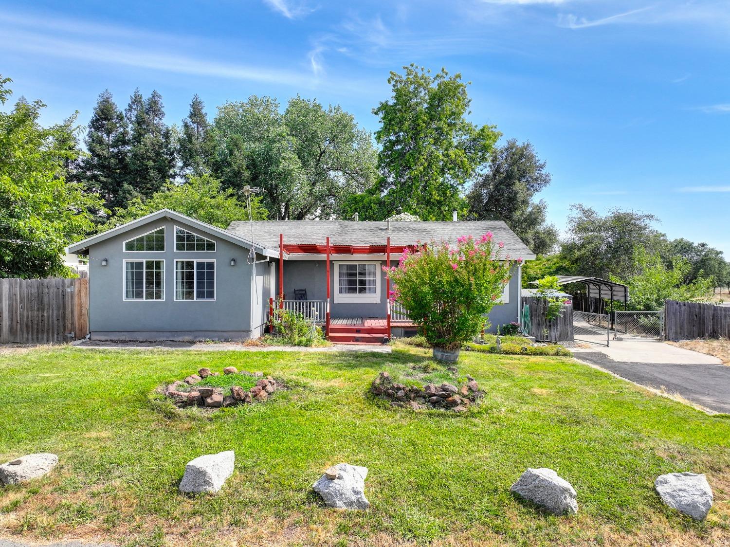 Detail Gallery Image 1 of 1 For 5792 N Mcallen Dr, Loomis,  CA 95650 - 3 Beds | 2 Baths