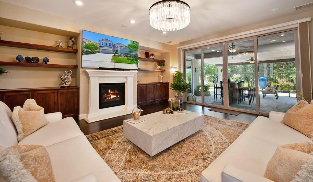 Detail Gallery Image 15 of 88 For 2718 Hidden Trail Loop, Rocklin,  CA 95765 - 5 Beds | 4/1 Baths