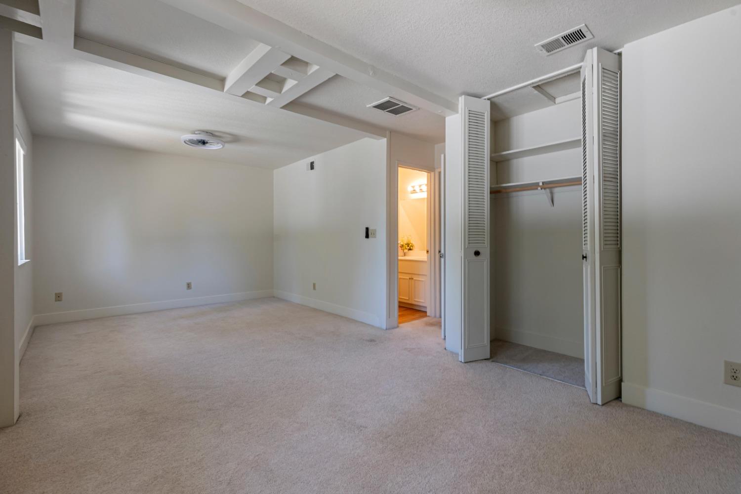 Detail Gallery Image 35 of 59 For 6818 Castillo Ct, Citrus Heights,  CA 95621 - 3 Beds | 2/1 Baths