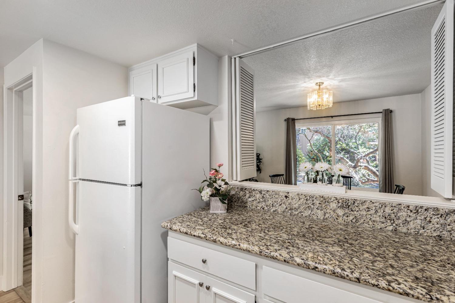 Detail Gallery Image 21 of 59 For 6818 Castillo Ct, Citrus Heights,  CA 95621 - 3 Beds | 2/1 Baths