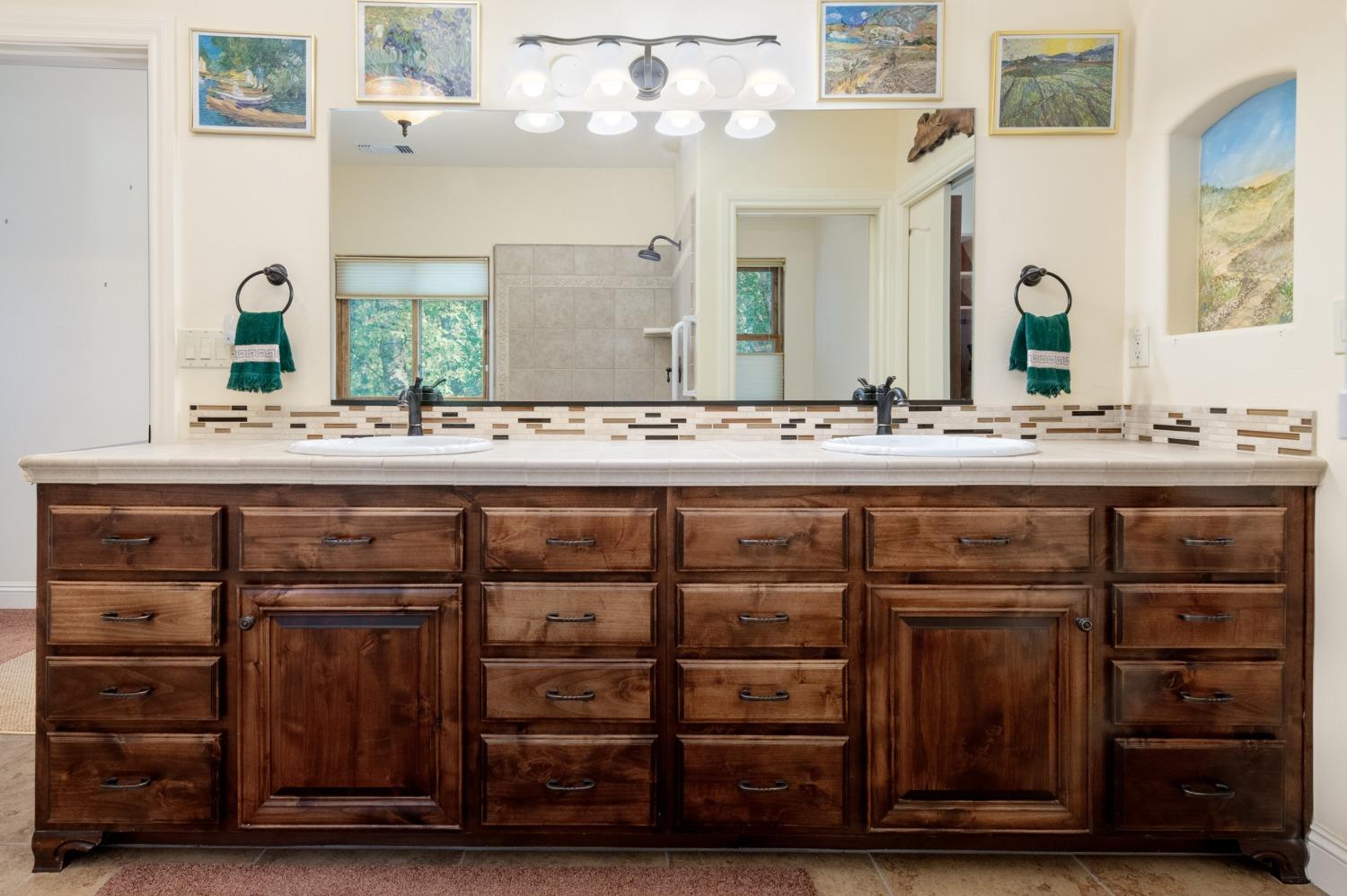 Detail Gallery Image 44 of 68 For 144 Ventana Ridge Pl, Grass Valley,  CA 95945 - 4 Beds | 4 Baths