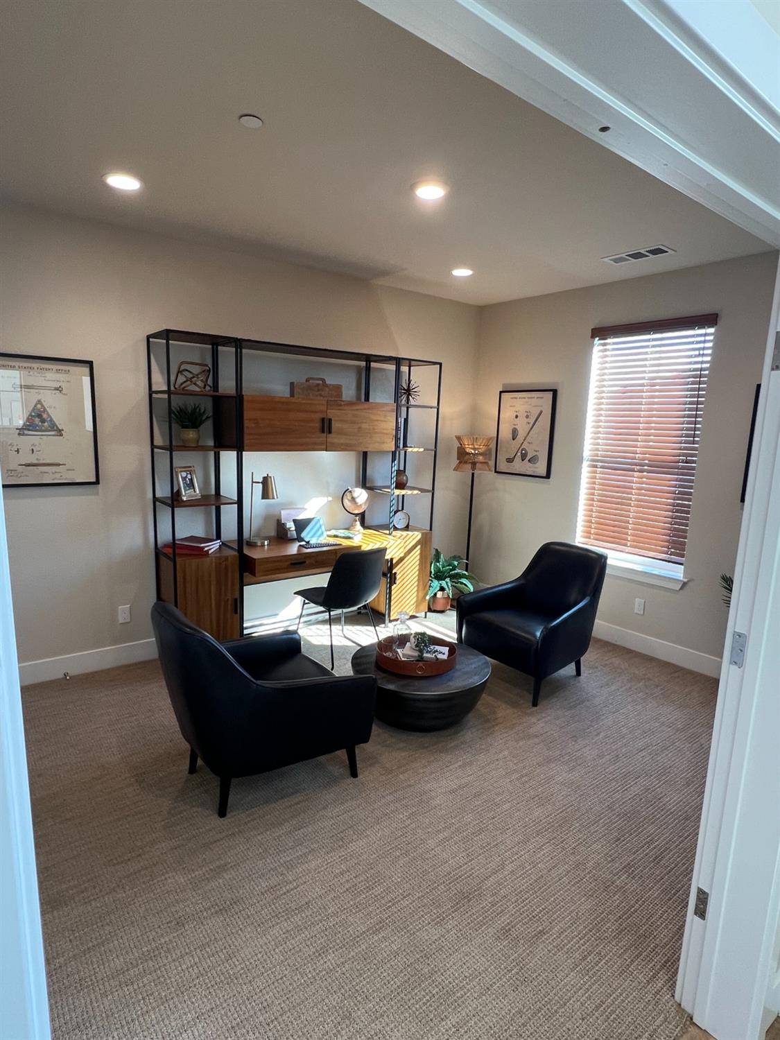 Detail Gallery Image 10 of 29 For 1271 Veteran St Model,  Manteca,  CA 95337 - 4 Beds | 2/1 Baths