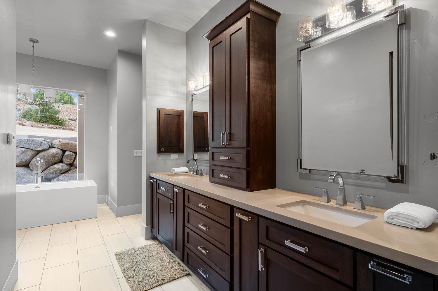 Detail Gallery Image 30 of 86 For 3959 Maresborough Pl, Loomis,  CA 95650 - 5 Beds | 4/2 Baths