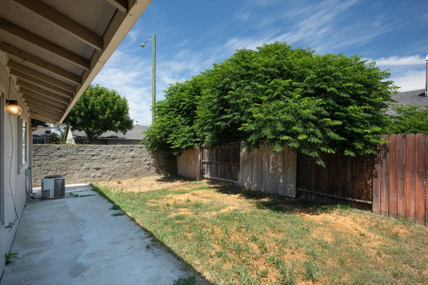 Wildflower Circle, Yuba City, California image 8