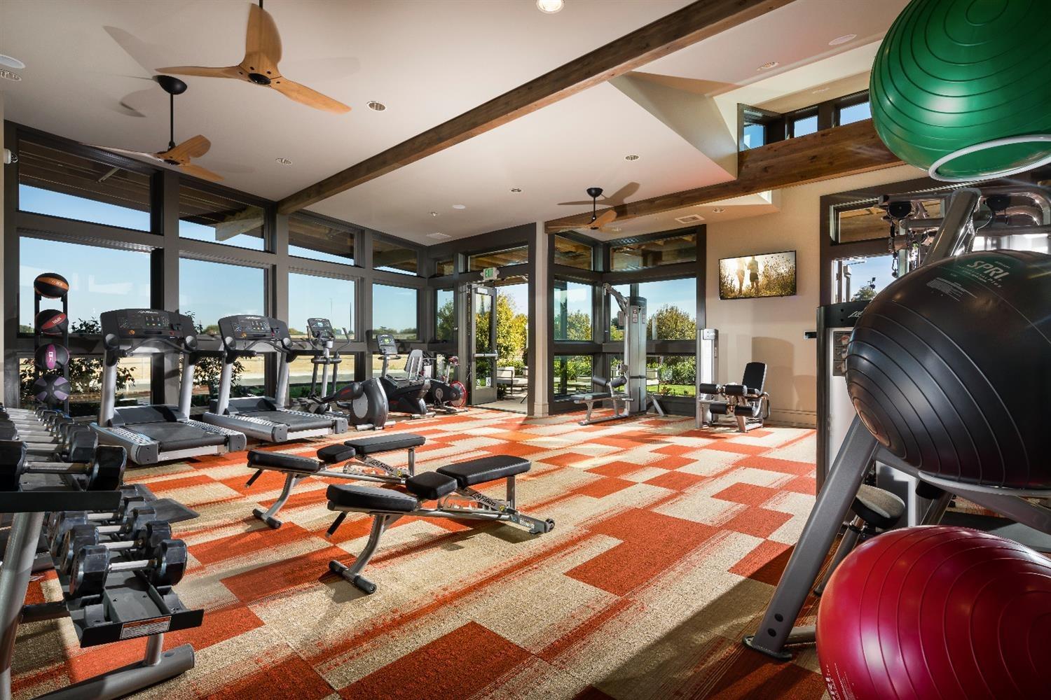 Forney Way, Sacramento, CA, 95816-6555