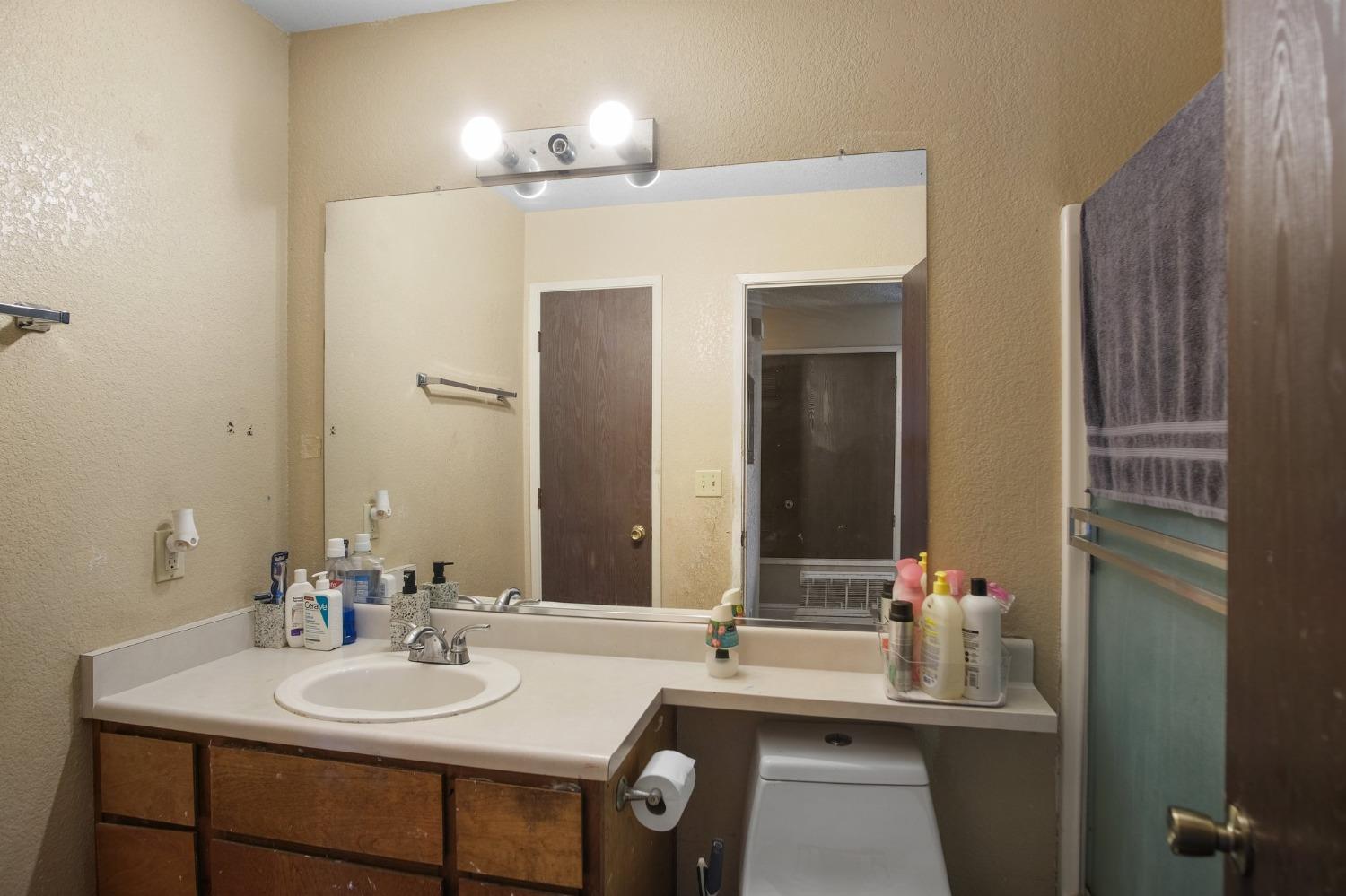 Detail Gallery Image 12 of 14 For 2830 Homewood Dr #12,  Stockton,  CA 95210 - 2 Beds | 1 Baths