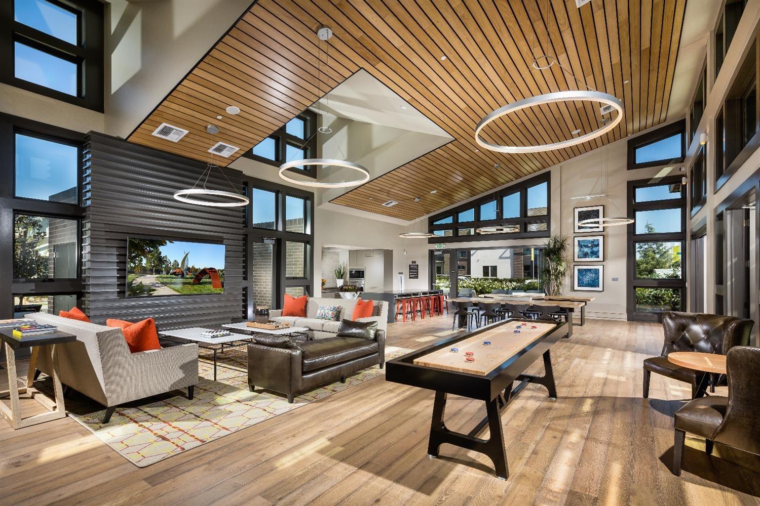 Forney Way, Sacramento, CA, 95816-6555