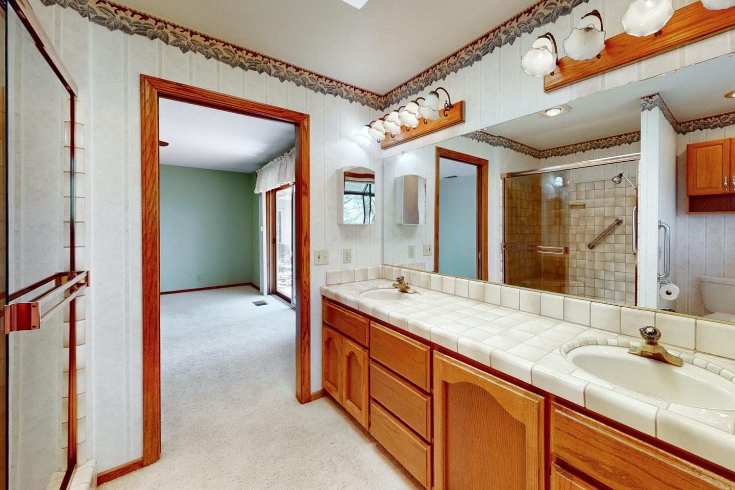 Detail Gallery Image 23 of 59 For 13710 Oakknoll Ct, Penn Valley,  CA 95946 - 3 Beds | 2/1 Baths