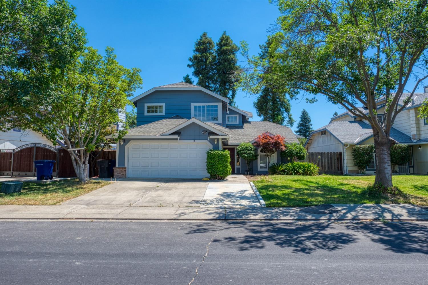 Detail Gallery Image 1 of 1 For 3604 Beresford Dr, Modesto,  CA 95357 - 3 Beds | 2/1 Baths