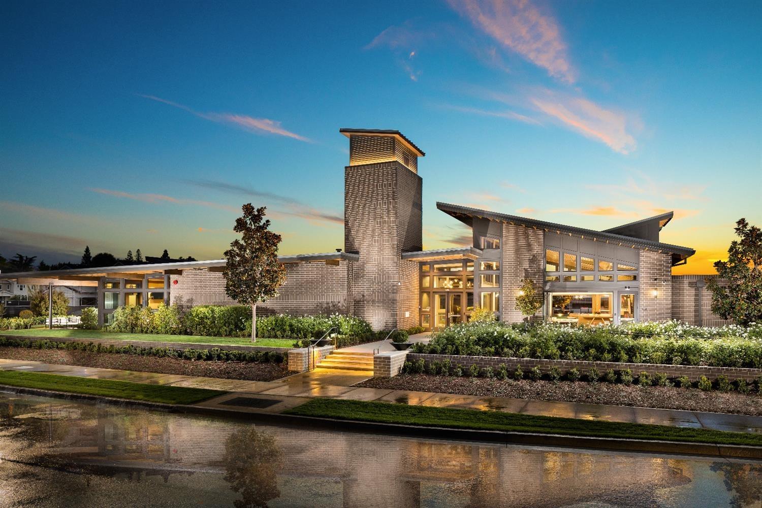 Forney Way, Sacramento, CA, 95816-6555