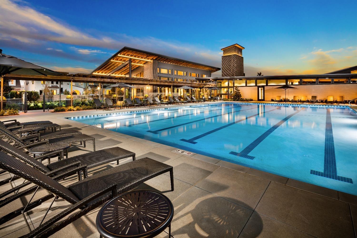 Forney Way, Sacramento, CA, 95816-6555