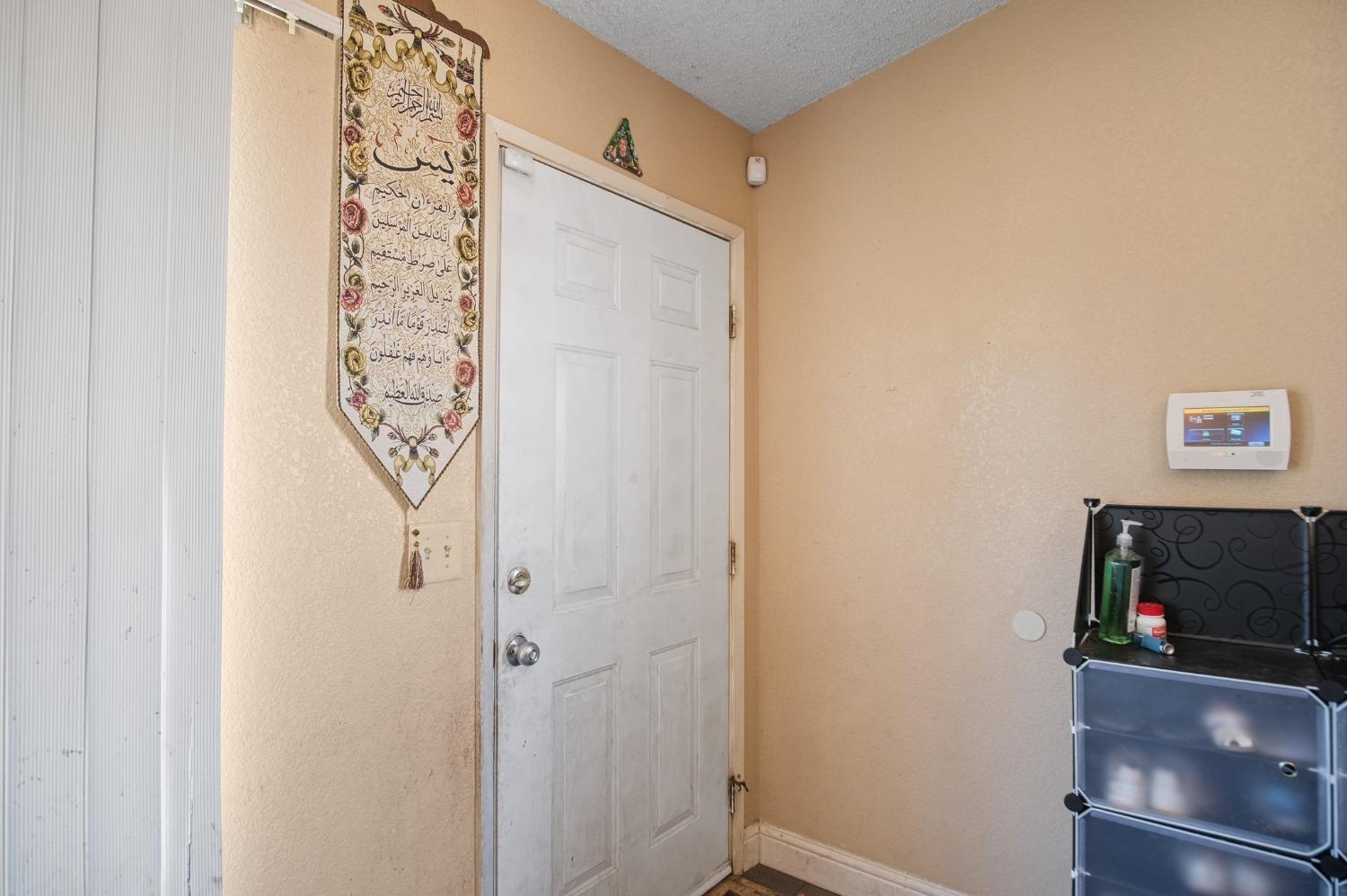 Detail Gallery Image 3 of 14 For 2830 Homewood Dr #12,  Stockton,  CA 95210 - 2 Beds | 1 Baths