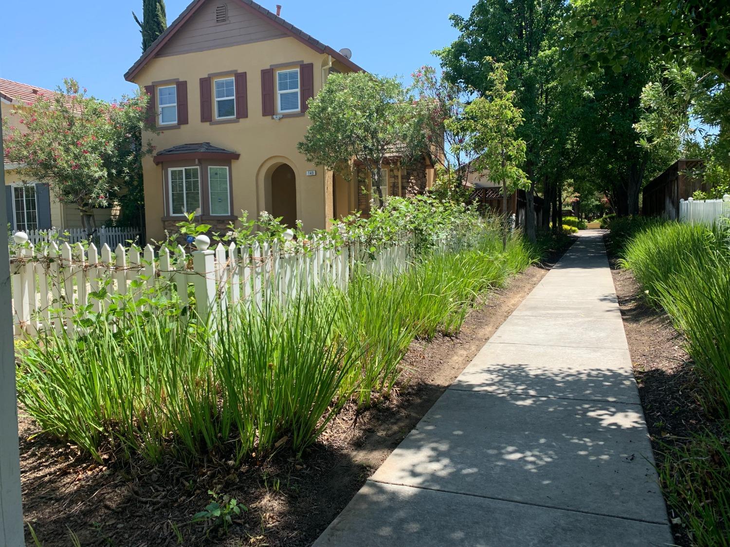 Detail Gallery Image 25 of 25 For 149 W Amistad Ln, Tracy,  CA 95391 - 3 Beds | 2/1 Baths