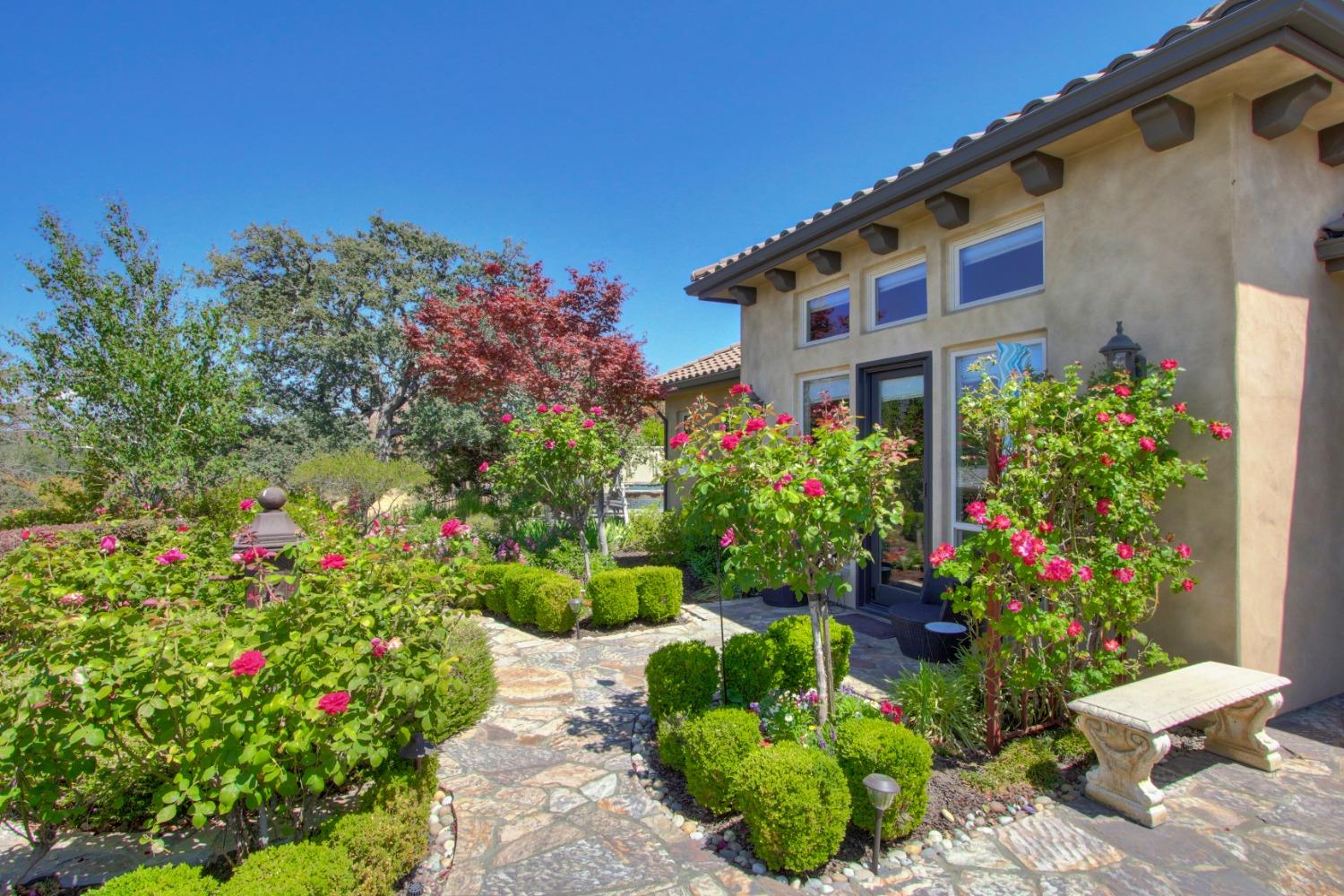 Detail Gallery Image 27 of 50 For 207 Corte Sendero, Lincoln,  CA 95648 - 4 Beds | 3/1 Baths