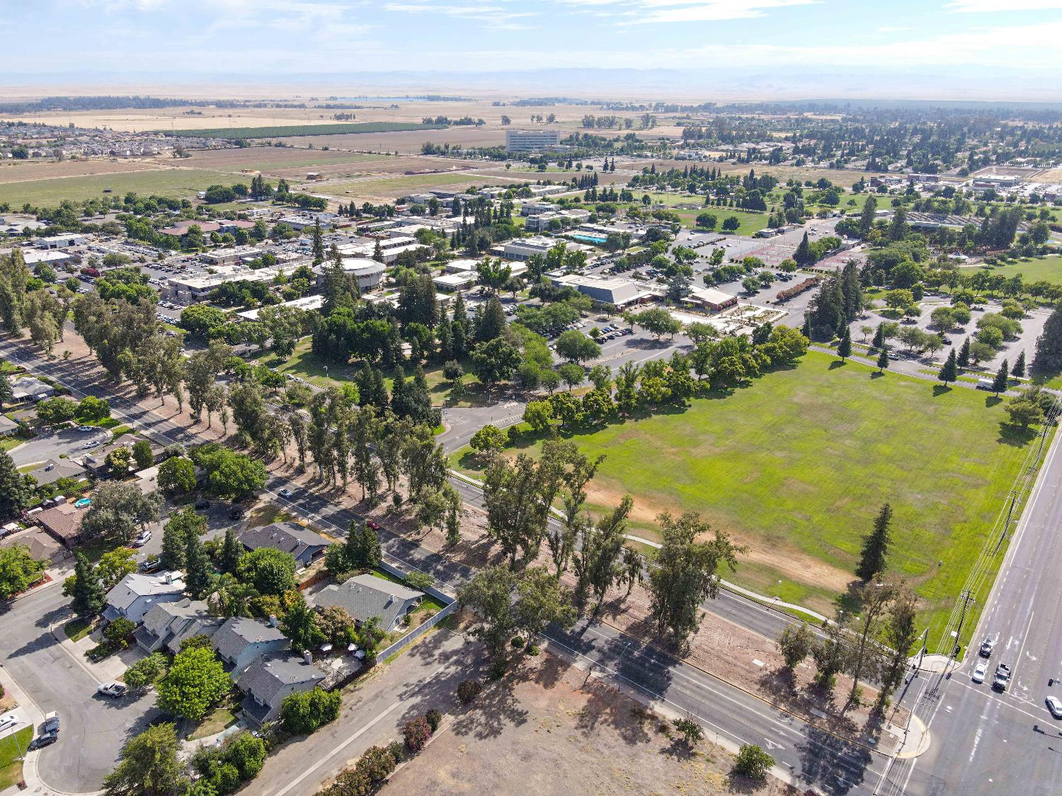 Detail Gallery Image 77 of 85 For 604 Rensselaer Ct, Merced,  CA 95340 - 3 Beds | 2 Baths