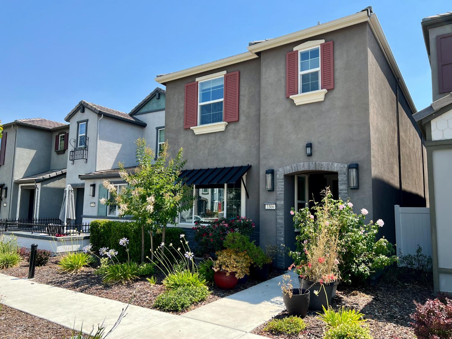 Detail Gallery Image 1 of 1 For 3306 Cardinal Ct, West Sacramento,  CA 95691 - 3 Beds | 2/1 Baths