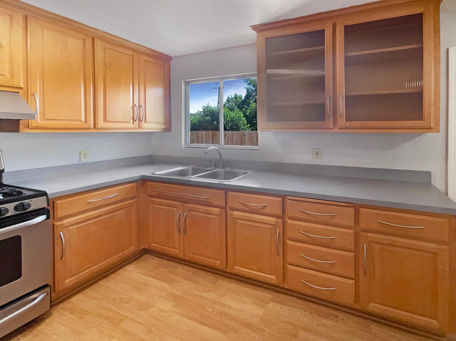 Detail Gallery Image 13 of 24 For 2728 Northglen St, Sacramento,  CA 95833 - 3 Beds | 1 Baths