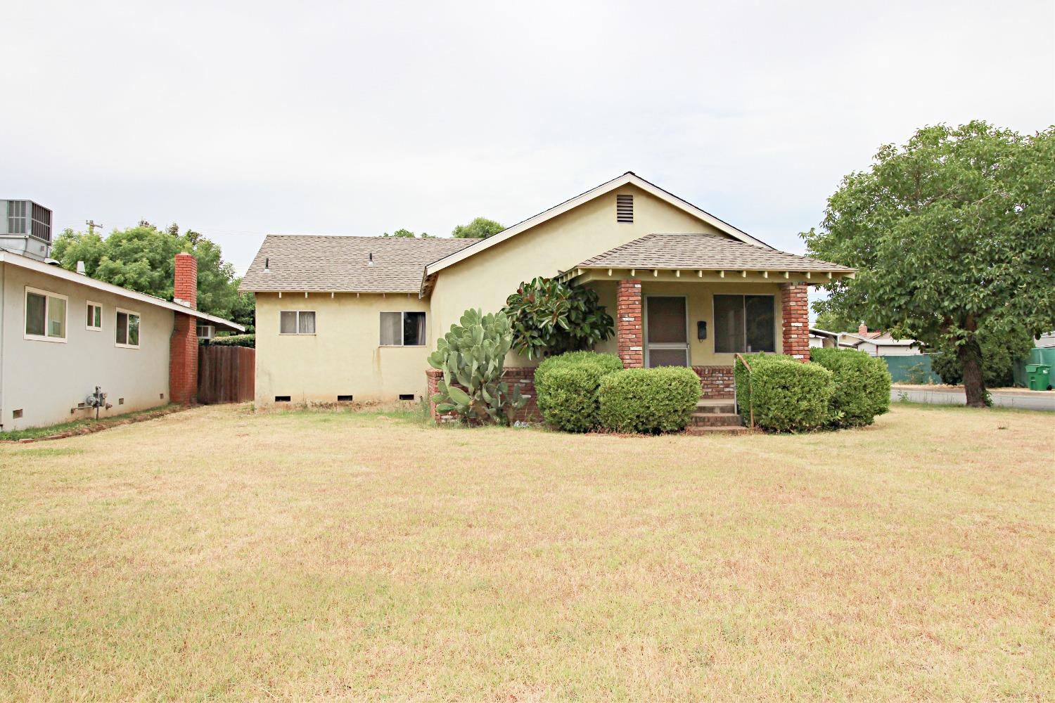 Detail Gallery Image 1 of 1 For 1087 Indiana St, Gridley,  CA 95948 - 3 Beds | 2 Baths