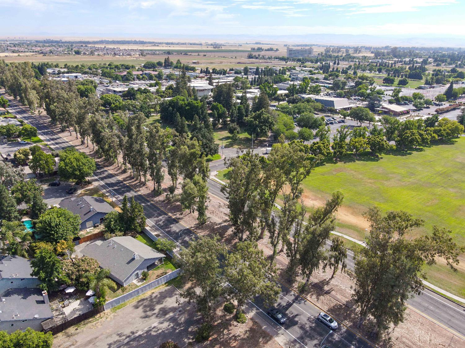 Detail Gallery Image 76 of 85 For 604 Rensselaer Ct, Merced,  CA 95340 - 3 Beds | 2 Baths