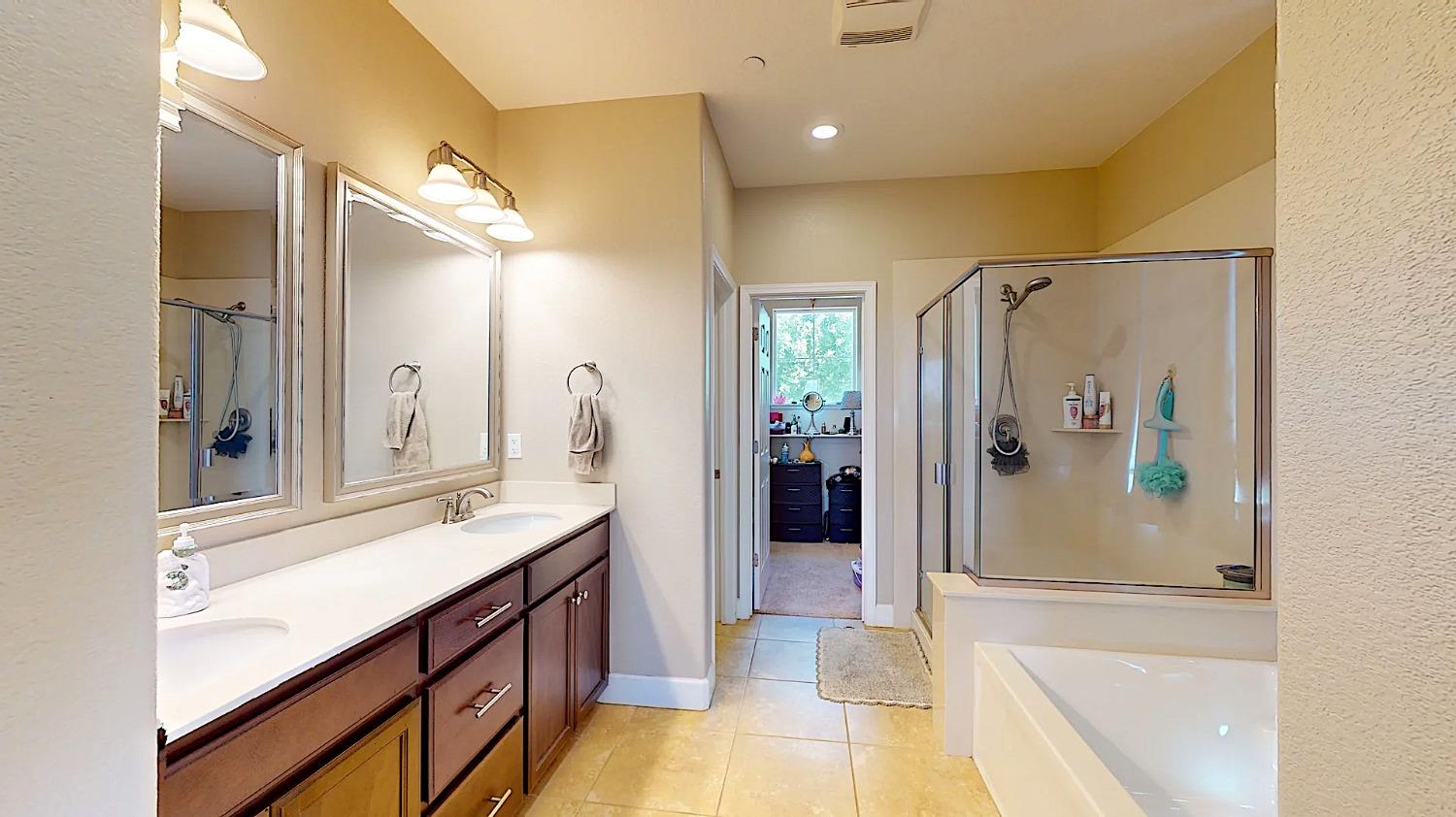 Detail Gallery Image 30 of 53 For 1505 Mayweed Dr, Los Banos,  CA 93635 - 4 Beds | 2/1 Baths