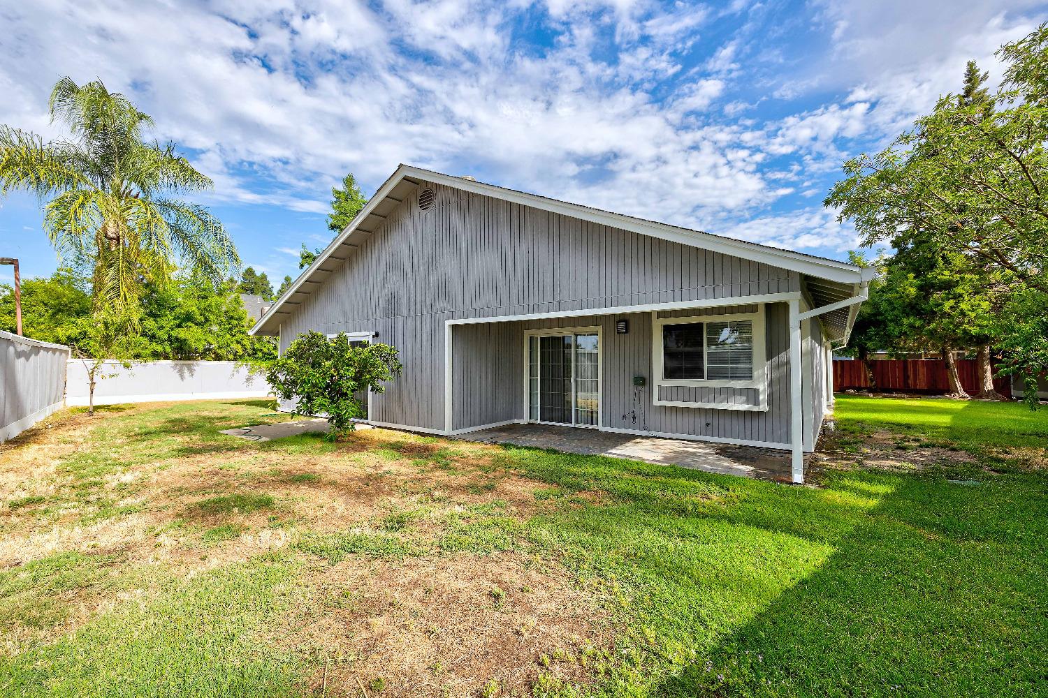 Detail Gallery Image 9 of 85 For 604 Rensselaer Ct, Merced,  CA 95340 - 3 Beds | 2 Baths