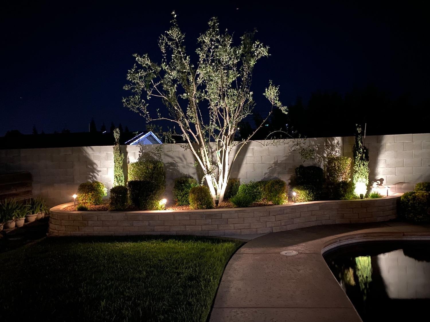 Detail Gallery Image 28 of 34 For 3205 New London Ln, Modesto,  CA 95355 - 4 Beds | 2/1 Baths