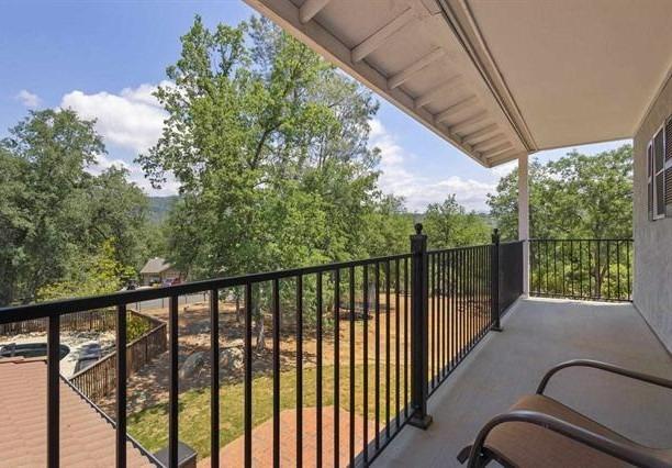 Detail Gallery Image 36 of 63 For 21819 Lyons Bald Mountain Road, Sonora,  CA 95370 - 4 Beds | 4/1 Baths