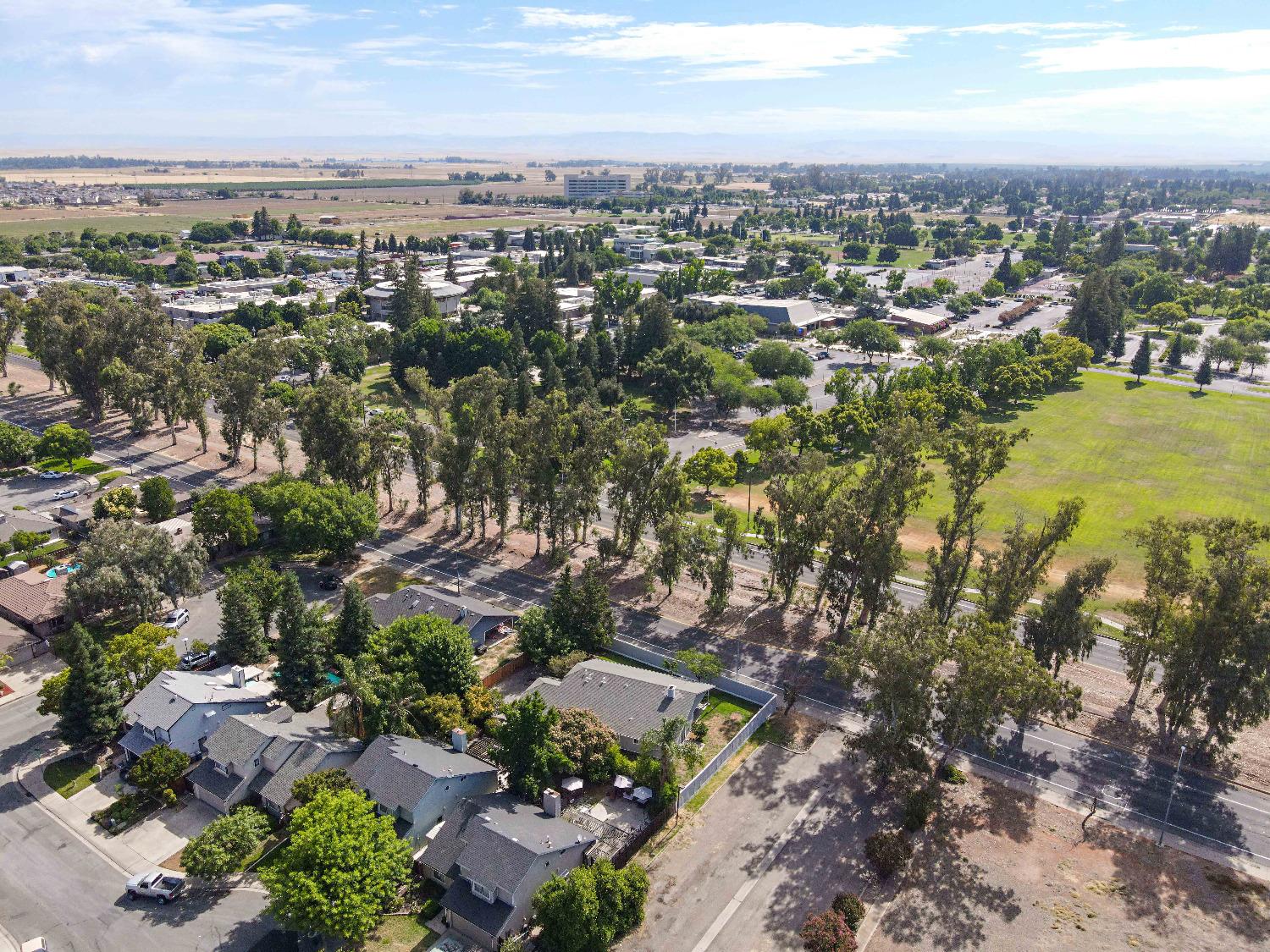 Detail Gallery Image 81 of 85 For 604 Rensselaer Ct, Merced,  CA 95340 - 3 Beds | 2 Baths