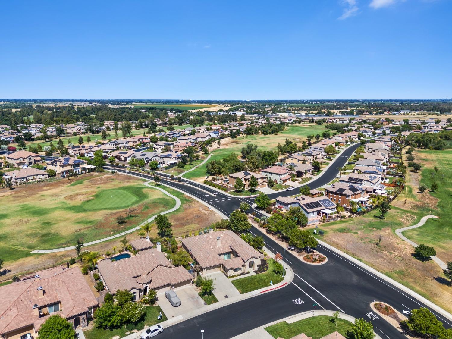 Detail Gallery Image 20 of 79 For 18401 Gadwall St, Woodland,  CA 95695 - 5 Beds | 4 Baths