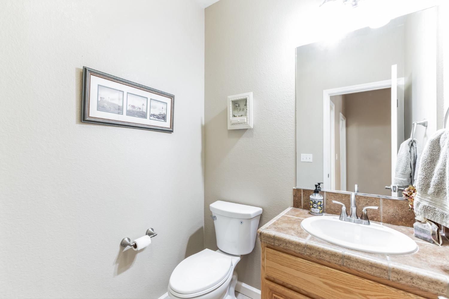 Detail Gallery Image 18 of 43 For 488 Pine Valley Ct, Valley Springs,  CA 95252 - 4 Beds | 2/1 Baths