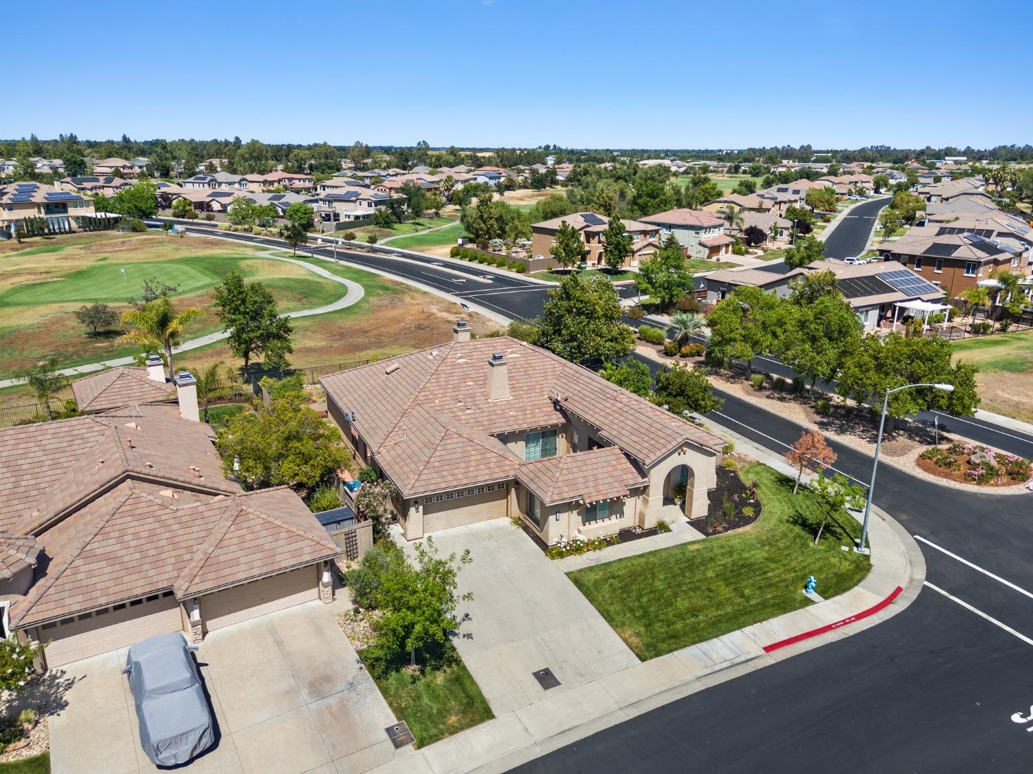 Detail Gallery Image 10 of 79 For 18401 Gadwall St, Woodland,  CA 95695 - 5 Beds | 4 Baths