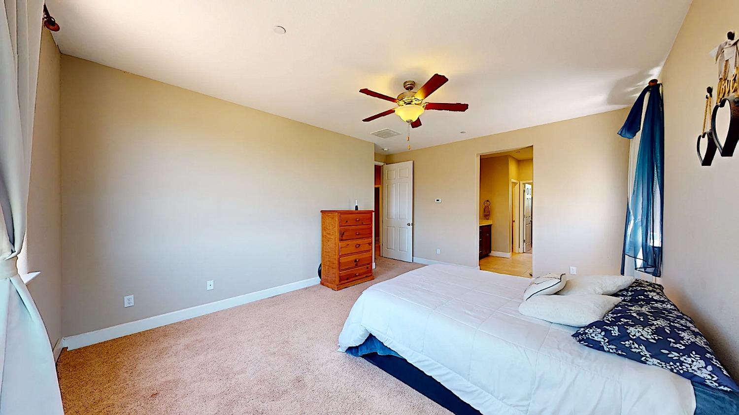 Detail Gallery Image 28 of 53 For 1505 Mayweed Dr, Los Banos,  CA 93635 - 4 Beds | 2/1 Baths