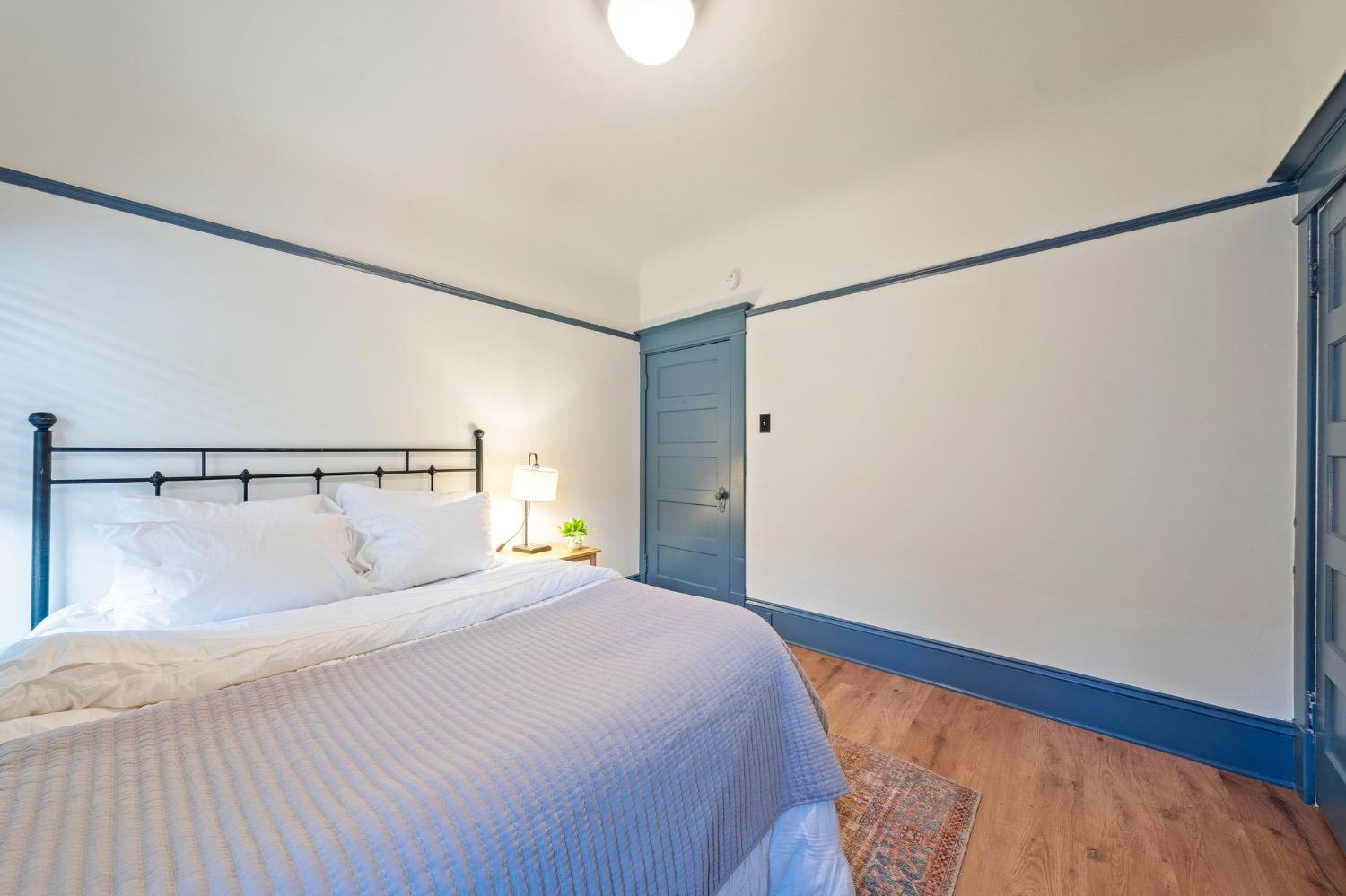 Santa Barbara Court, Sacramento, CA, 95816-5348