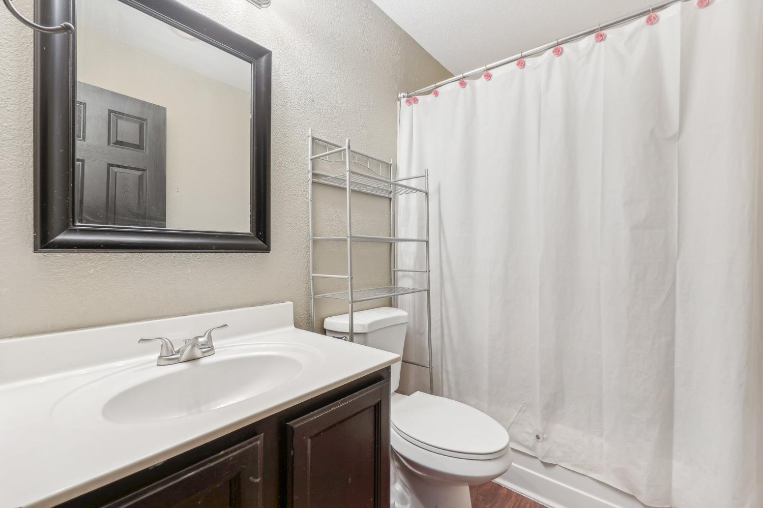 Detail Gallery Image 17 of 28 For 1221 Houston Ave, Stockton,  CA 95206 - 3 Beds | 2 Baths