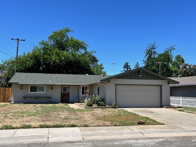 Detail Gallery Image 1 of 1 For 6636 Doreen Way, Sacramento,  CA 95823 - 3 Beds | 2 Baths